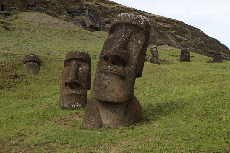 moai